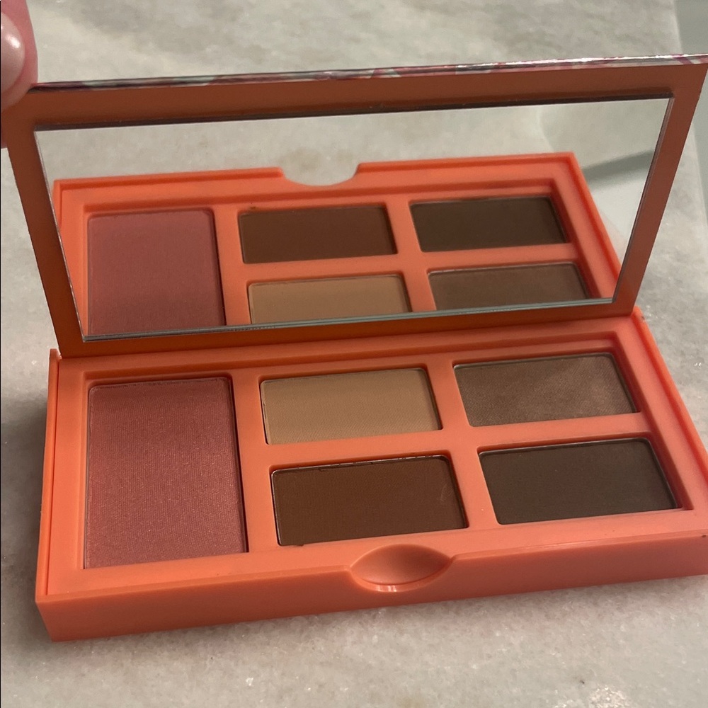 Clinique Eye & Cheek Palette - Vibrant Orange